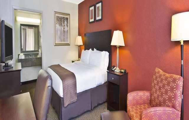 Holiday Inn Baton Rouge-South By Ihg Exterior photo